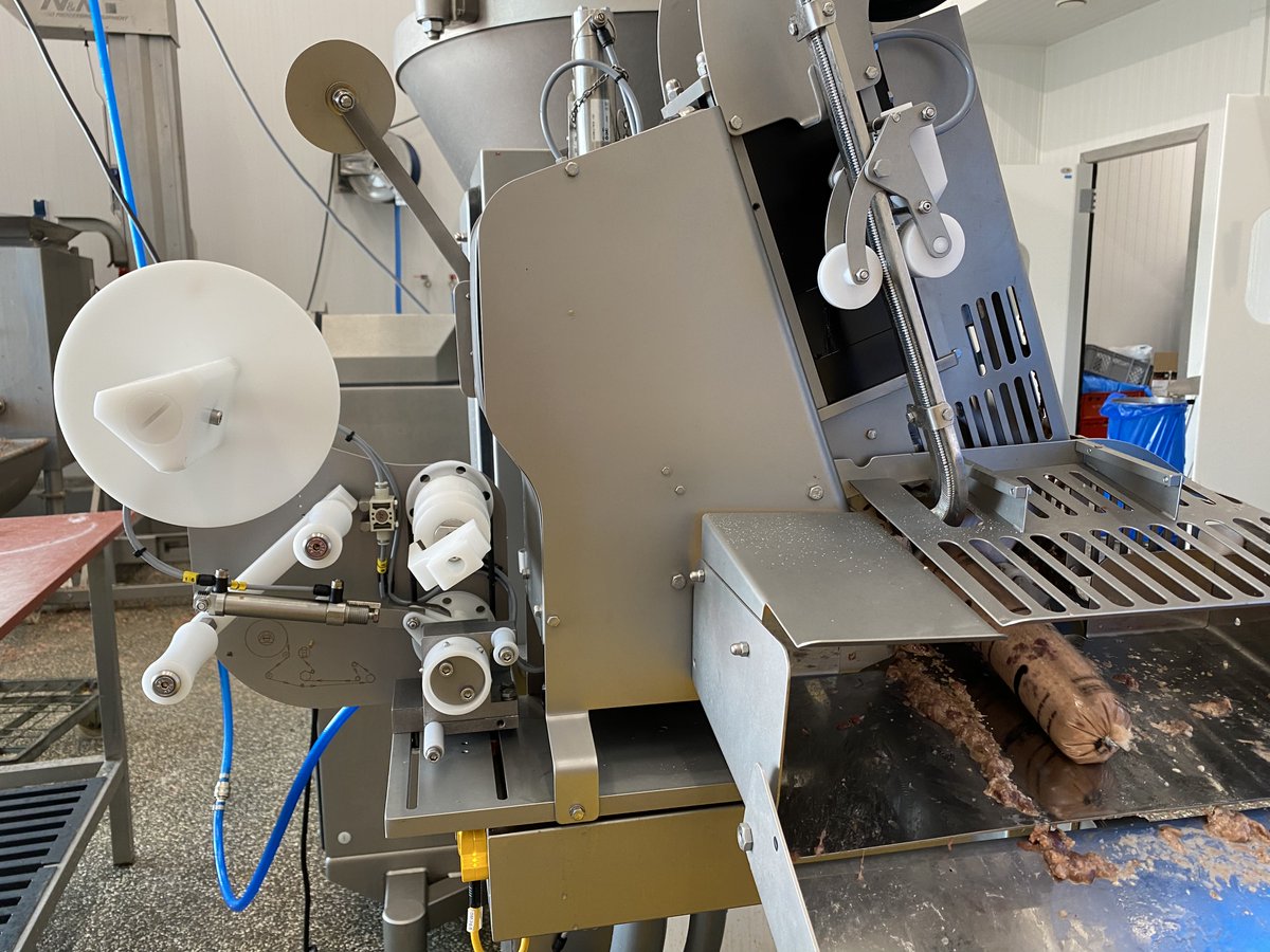 SlagersV's tweet image. 'DANKZIJ VEMAG IS DE PRODUCTIE VEEL EENVOUDIGER GEWORDEN'

“Onze producten zijn uniek. Dat betekent dus dat we voor de productie een maatwerkoplossing nodig hadden. Veel concurrerende merken konden niet leveren wat wij nodig hadden, VEMAG wel.”

slagersvak.biz/nl/nieuws/28-1…