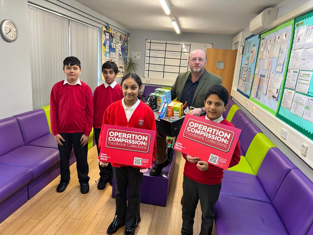 liambyrnemp's tweet photo. A hearty thank you to the #CoalitionOfKindess at St Saviours School. Once again the good people of our community rallying round our #OperationCompassion to make sure no one goes hungry. Let me know if you’d like to host a collection crate! https://t.co/RcLAtdhtAt