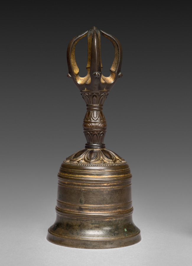 ClevelandArtBot's tweet photo. Five-pronged Vajra Bell (Gokorei); gilt bronze, early 1300s | 2016.38 https://t.co/455pCzVKOn