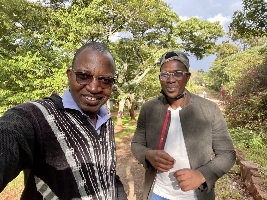 Lovemorechidemo's tweet photo. It was great to meet with @MarvinDeafModel today after a long time. I was impressed by his vision for deaf rugby in Zimbabwe. https://t.co/dsdZ5k9KSd