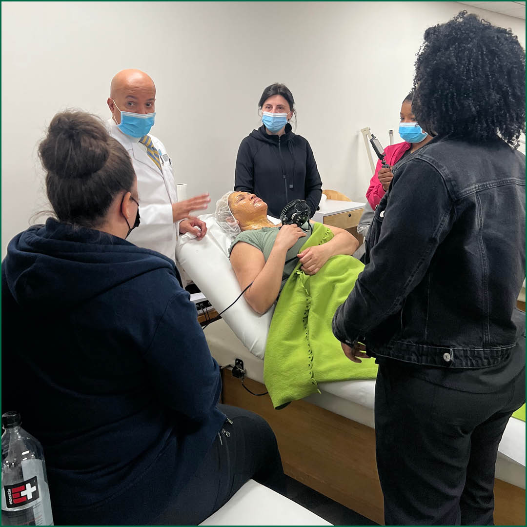 Christine_Valmy's tweet photo. Both are being offered on Sunday, December 4th from 10 AM - 4:30 PM. Click the link in our bio and navigate to ‘Advanced Education Seminar Registration’ to register, or email seminars@christinevalmy.edu for more information! ✨
-
#christinevalmy #advancededucation #esthetics https://t.co/XyLqlpJWxR