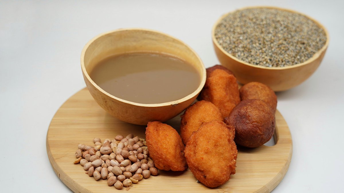 EvolvingVintage's tweet image. When I'm not eating Meat and Animal Products; Plant Based/Vegan meals🌿🍲 made by me.

This is for the benefit of people who struggle to imagine what you can eat without Meat.  

Eating more plant based has many health benefits, I talk more about it below so do Retweet and Like😌