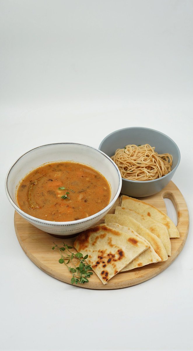 EvolvingVintage's tweet image. When I'm not eating Meat and Animal Products; Plant Based/Vegan meals🌿🍲 made by me.

This is for the benefit of people who struggle to imagine what you can eat without Meat.  

Eating more plant based has many health benefits, I talk more about it below so do Retweet and Like😌