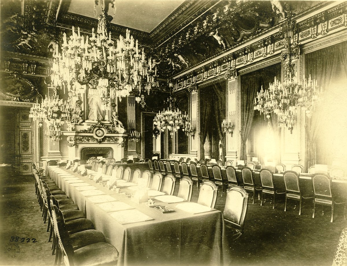 OIV (@oiv_int) on Twitter photo 98 years ago, eight countries signed the foundation of a new international organisation: l'Office International du Vin.
It took place in le Salon de l'Horloge of the French Ministry of foreign affairs in Paris
<a href="/francediplo/">France Diplomatie 🇫🇷🇪🇺</a>
OIV History: ow.ly/6qyz50LLN76 98 years ago, eight countries signed the foundation of a new international organisation: l'Office International du Vin.
It took place in le Salon de l'Horloge of the French Ministry of foreign affairs in Paris
<a href="/francediplo/">France Diplomatie 🇫🇷🇪🇺</a>
OIV History: ow.ly/6qyz50LLN76