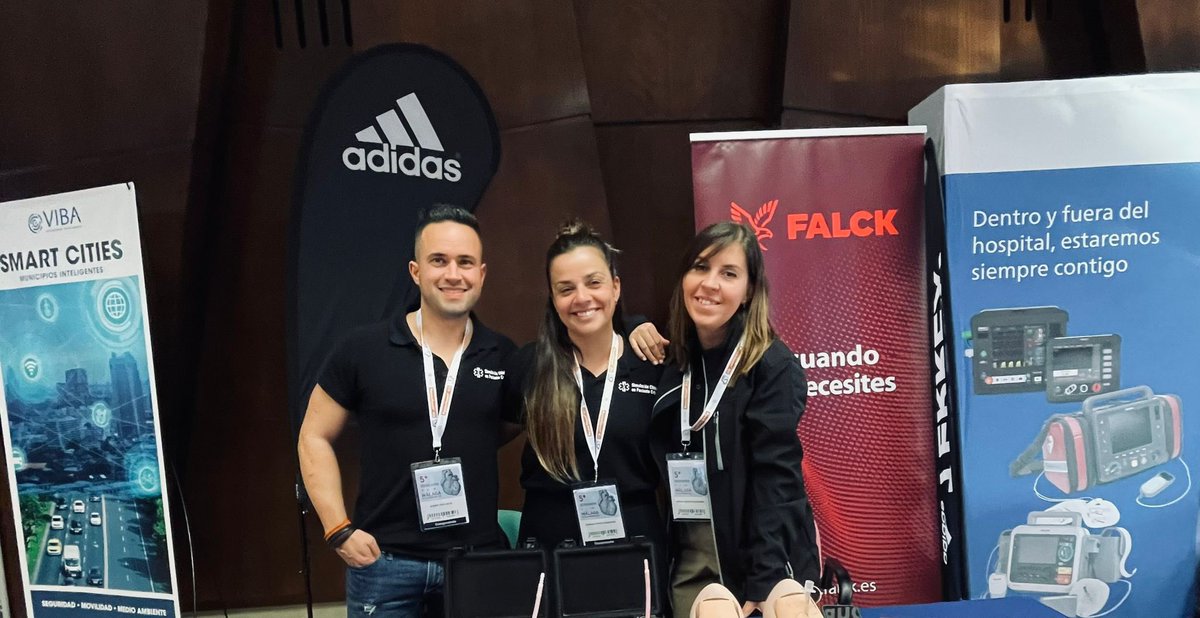 85_cruz's tweet photo. Workshop en el Congreso Nacional de RCP.
#scpc #simulacionclinica #cercp #falck https://t.co/qvusBYBIDE
