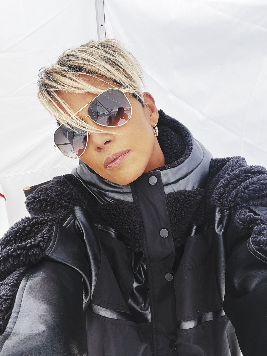 halleberry's tweet photo. when you’re in your lane, there’s no traffic 🖤 https://t.co/Xb4B7VYWqk