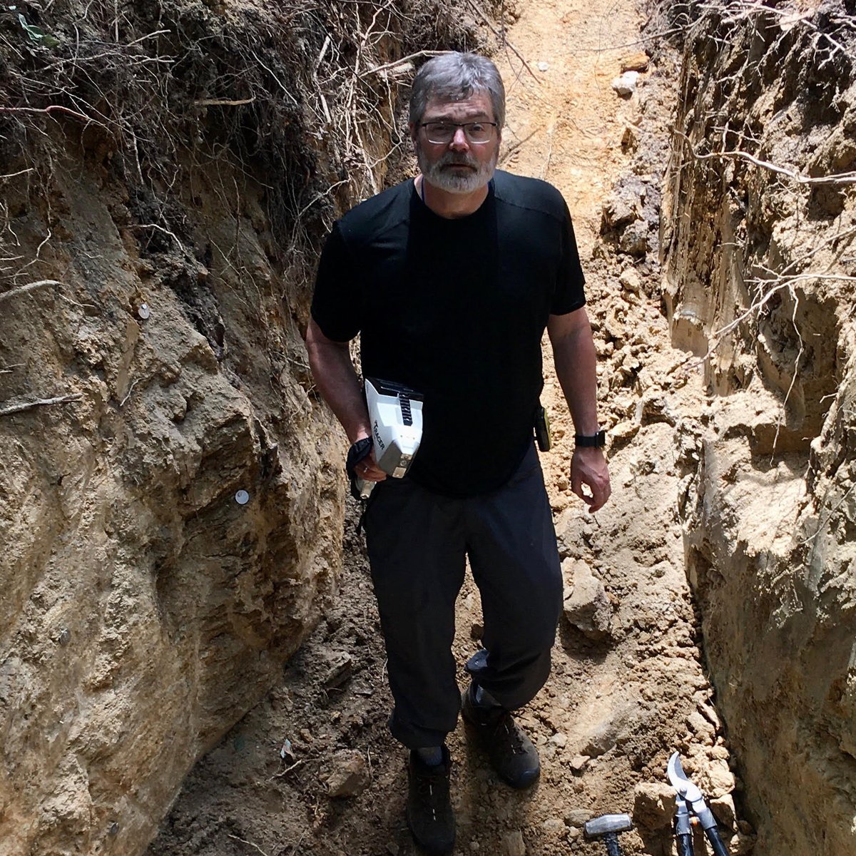 <a href="/WStevenHolbrook/">Steve Holbrook</a> found his way to #criticalzonescience gradually - and through what he calls his "three left turns". Read more on our #BedrockTalks blog: criticalzone.org/bedrock/holbro…