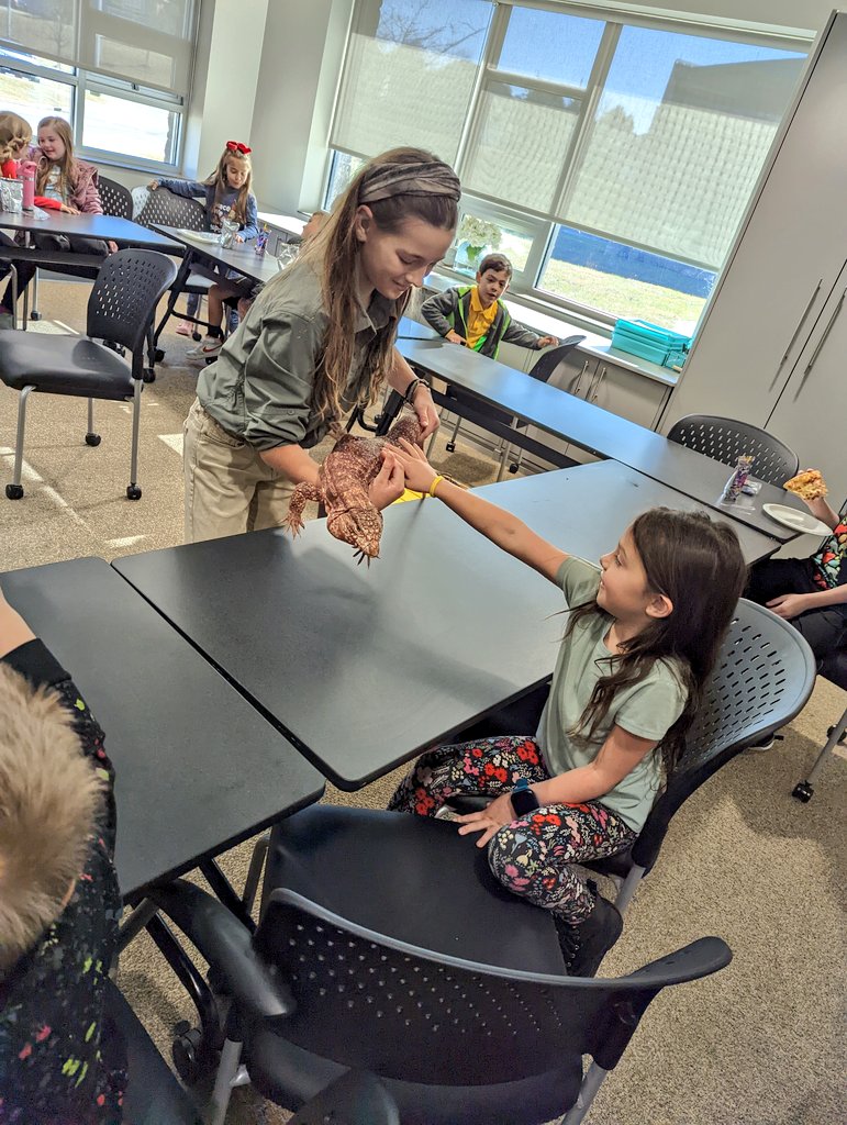 John Adams Elementary tweet media