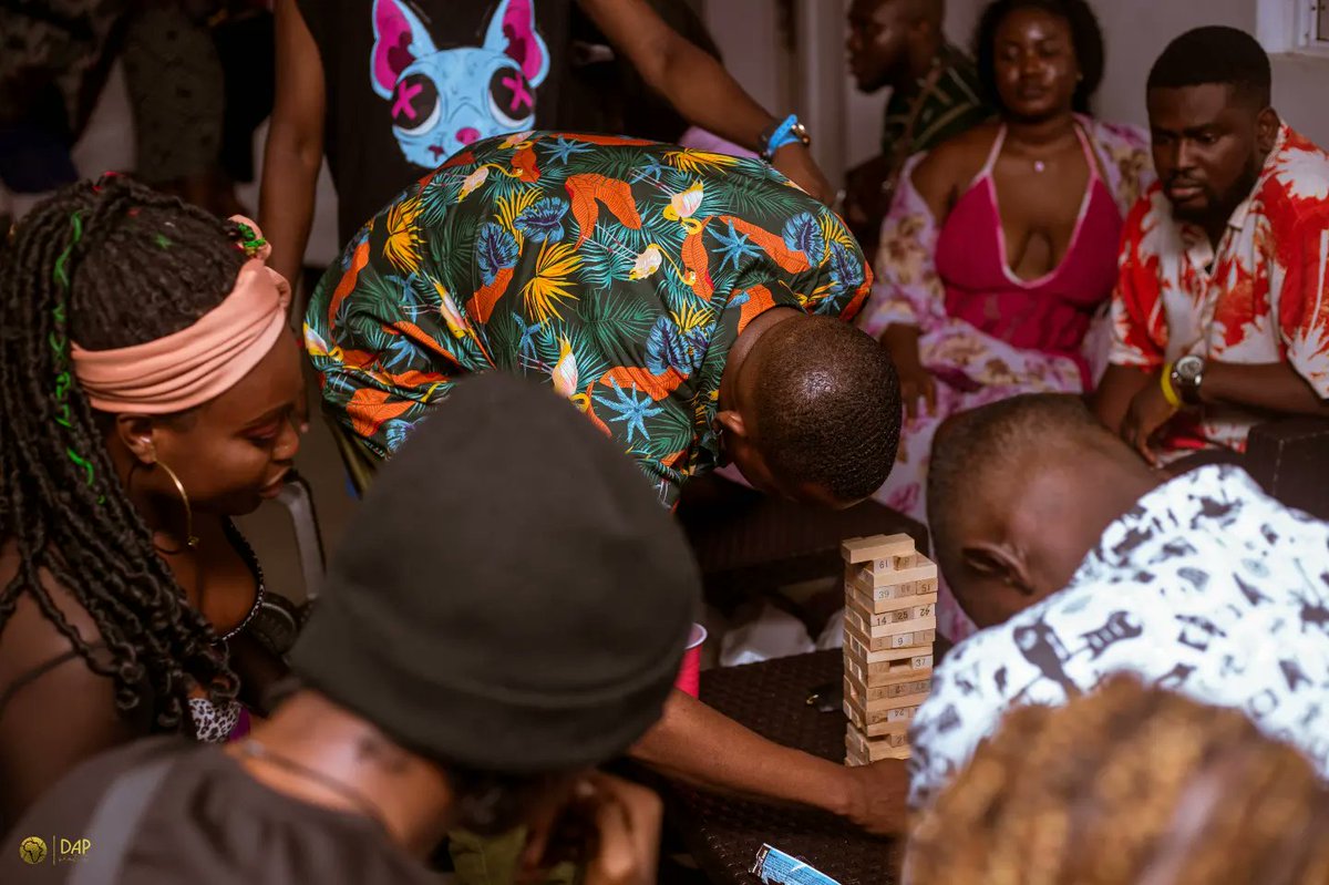 dandfpretium's tweet photo. Everyone loves the Jenga game🥰🥰🥰

#dandfpretium https://t.co/5e5ZOT56Oz