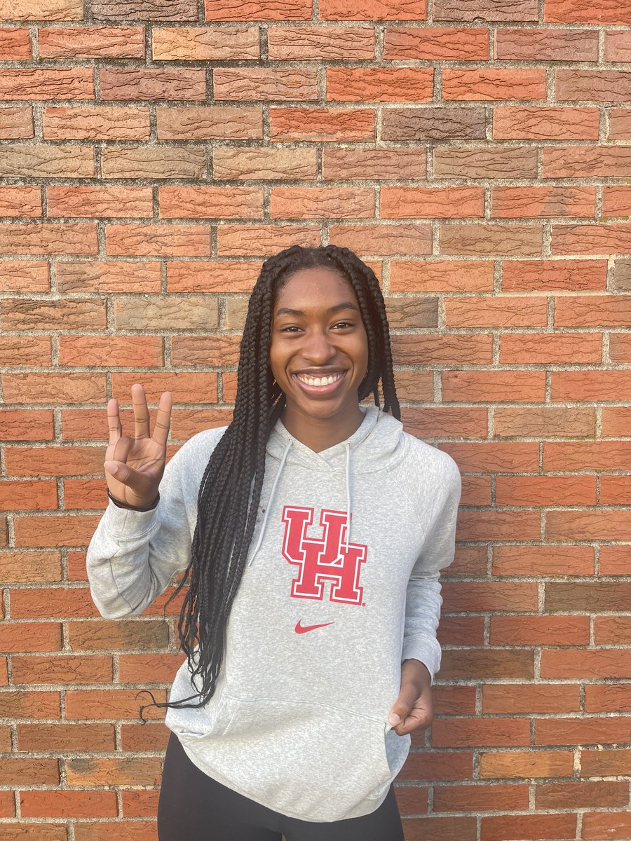 I am so blessed to announce that I have verbally committed to continue my D1 athletic and academic career at the University of Houston. I would like to thank God, my family, and friends for pushing me to be the best athlete and student I can be!! ❤️ #goccogs <a href="/UHCougarSoccer/">Houston Soccer</a>