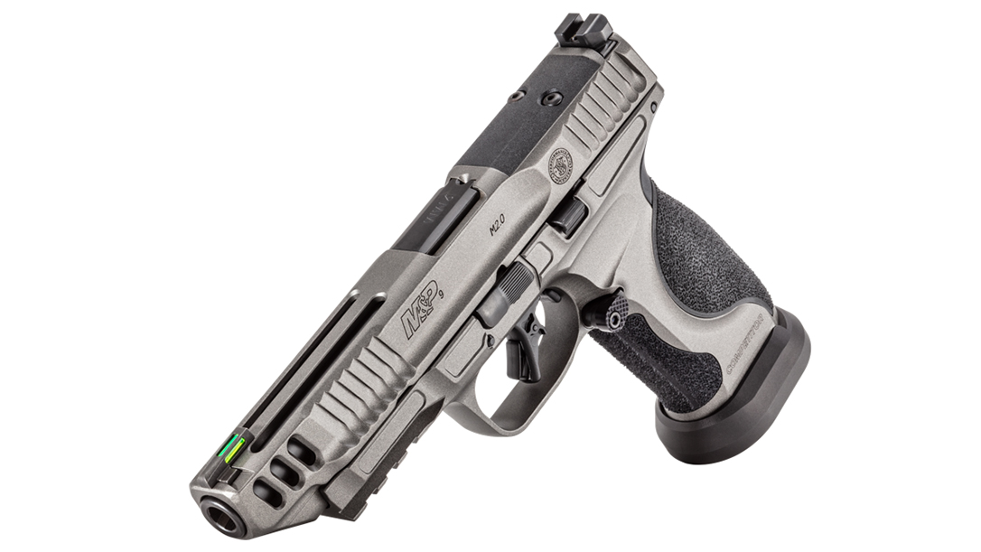 BallisticMag's tweet image. Straight from the Smith &amp;amp; Wesson Performance Center. Introducing the M&amp;amp;P9 M2.0 Competitor! 🔥🔥🔥 #shootfast #competition

FIRST LOOK HERE: rb.gy/wjbyz5