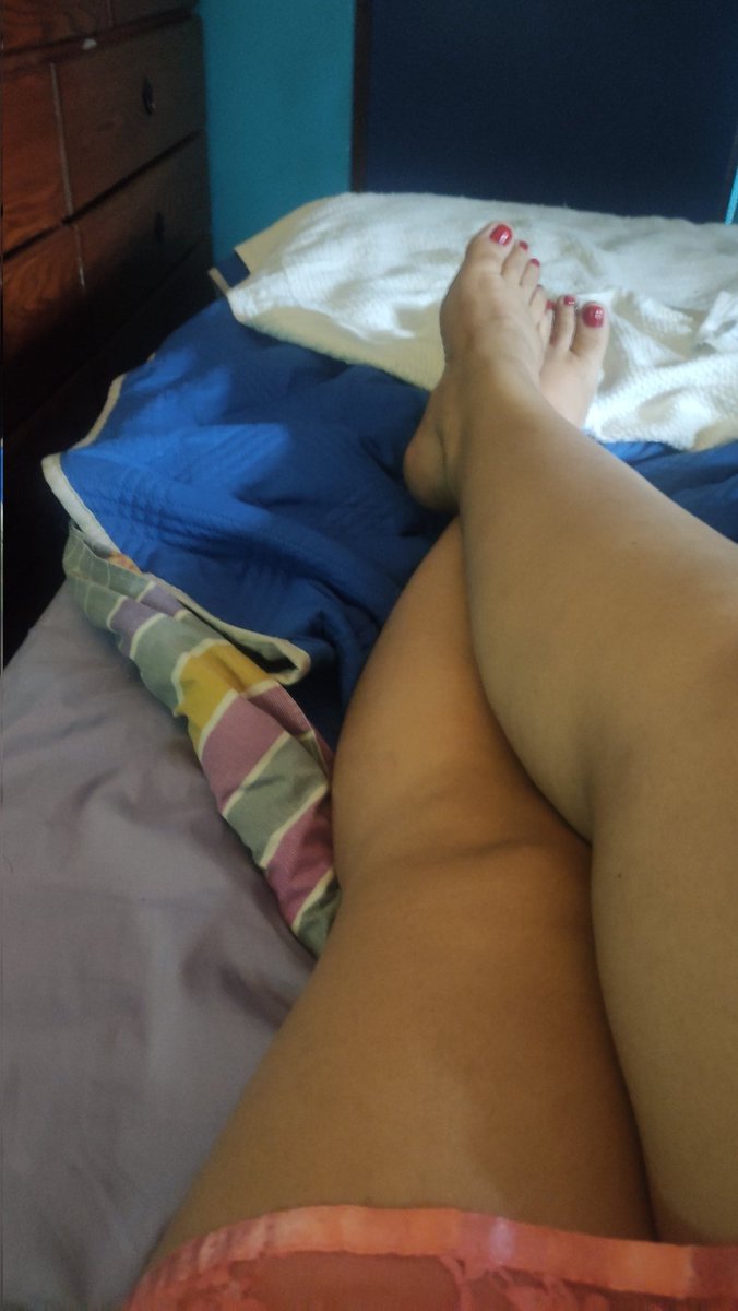 Madre_d_bestias's tweet photo. Tengo las patitas helás! Quiero ☀️☀️😁
#perniles https://t.co/9YoFVkpONB