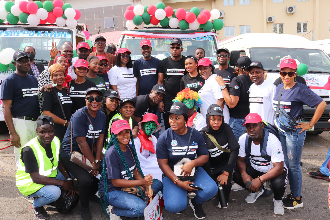 NACANigeria's tweet photo. HIV is no longer a death sentence, people who are living with the virus are living normal, productive normal life. Today we walk in solidarity with PLHIV. 
Equalise to end AIDS in Nigeria. 
#WAD2022 #RoadShow #RoadShow2022 #Equalise #Nigeria #NACANigeria https://t.co/kjQVnUHu4W