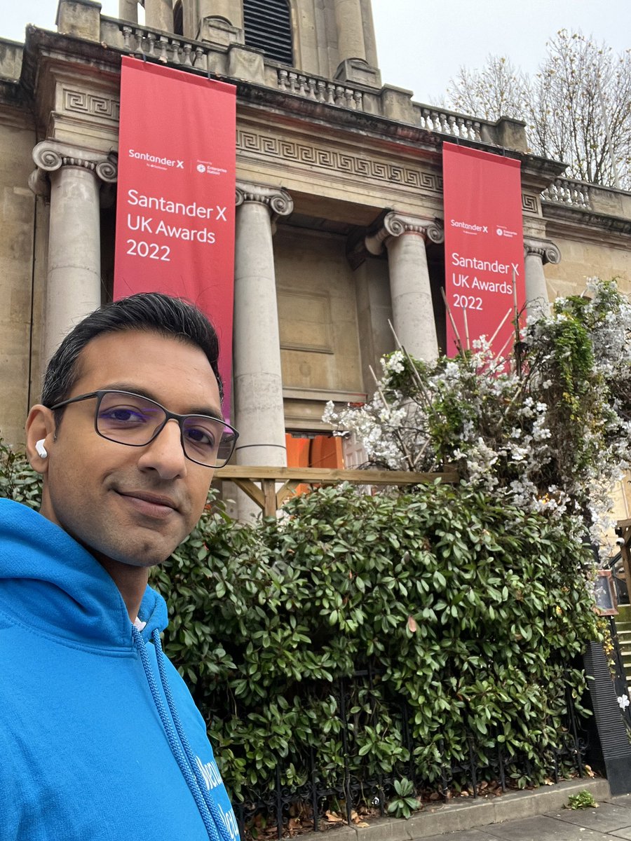 JoelJSatchi's tweet photo. #sxuk2022 great to be back pitching with #santander https://t.co/XlvPVgxeed