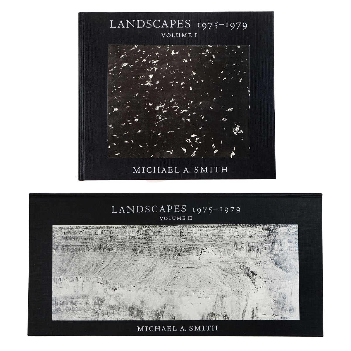 Our #BenefitAuction is *bursting* with fabulous artworks and rare books! Included among the 50+ lots is this lovely vintage photograph from an unknown photographer, + a Michael A. Smith book package!
•
Visit artsy.net/theprintcenter… or / link in our bio + bid through Monday, 12/5