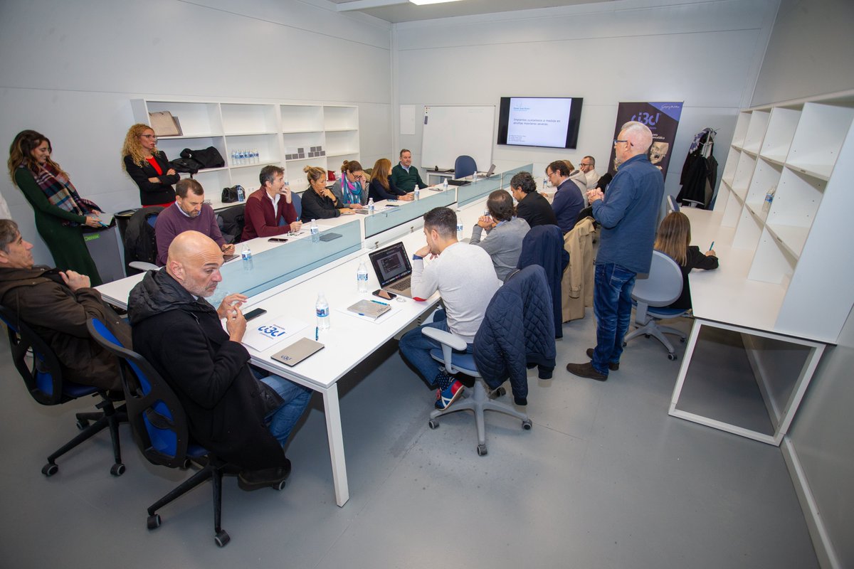 CustomImplants tweet media