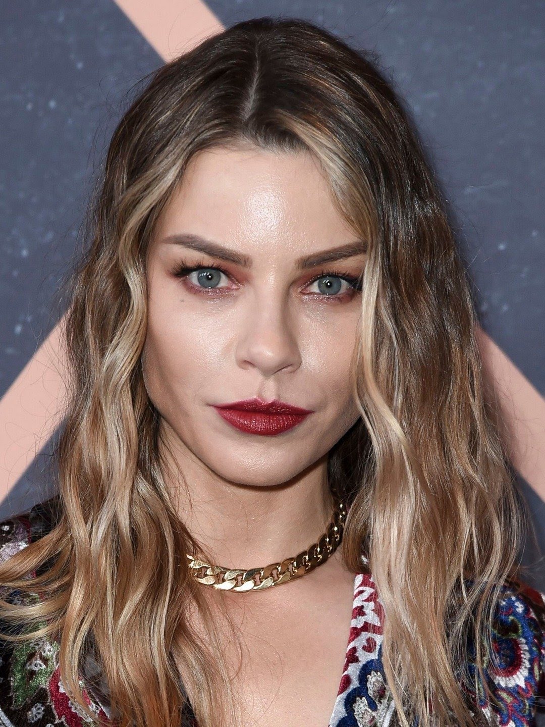 Happy birthday to Lauren German, of Lucifer, Texas Chainsaw Massacre, and Chicago Fire 