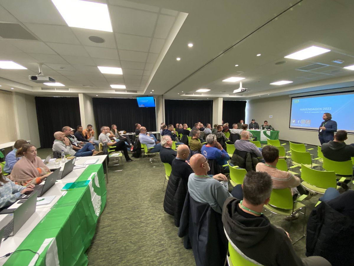 Dag 2 #Havendagen2022. Bespreking Wet Maritieme Beveiliging en #HRDD wordt toegelicht door de collega van <a href="/wsm_belgium/">WSM</a>. #dockers #havenarbeiders #unionpower #buildingthefutureofdockwork <a href="/ITFglobalunion/">International Transport Workers' Federation (ITF)</a> <a href="/ITFDockers/">ITF Dockers</a> <a href="/IDC_Dockers/">IDC/dockworkers</a> @acvtranscom <a href="/acv_csc_europe/">European Trade Union e-action of ACV-CSC-Belgium</a> <a href="/FlowsInfo/">Flows</a>