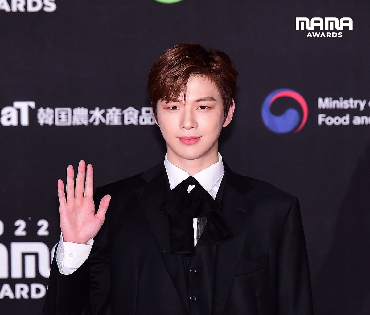 NextXtar's tweet photo. #KANGDANIEL #LESSERAFIM #StrayKids & #TXT steal the show on the Red Carpet at this year's #MAMAAWARDS (Day1) at the #KYOCERADOME in #Osaka #Japan
https://t.co/W464XDpRLY
Free music distribution and promotion to over 100+ music stores
#LESSERAFIM_MAMA2022 #TXTonMAMA2022 #TXTatAMAs https://t.co/5yMxOcpRpA
