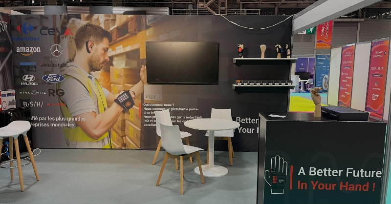 threadinmotion's tweet photo. We’ve completed the first stage of the @TechforRetail! It was amazing to introduce our latest products and meet wonderful people!

We are ready for the second day and to find out more about us, come visit our booth E10!

#retail #warehousesolutions #wearabletechnologies