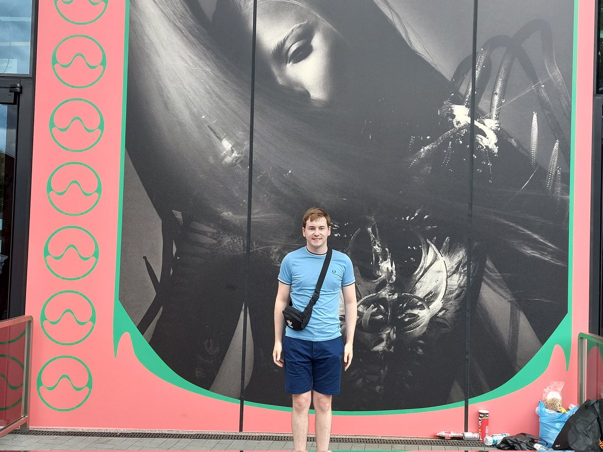 RCClarke100's tweet photo. Been a fan since 2009 but Chromatica Ball, London, 30 July 2022 was the first time I saw Gaga live and it was an amazing and unforgettable experience!
#ChromaticaBallLondon https://t.co/RGC3vxpBa8