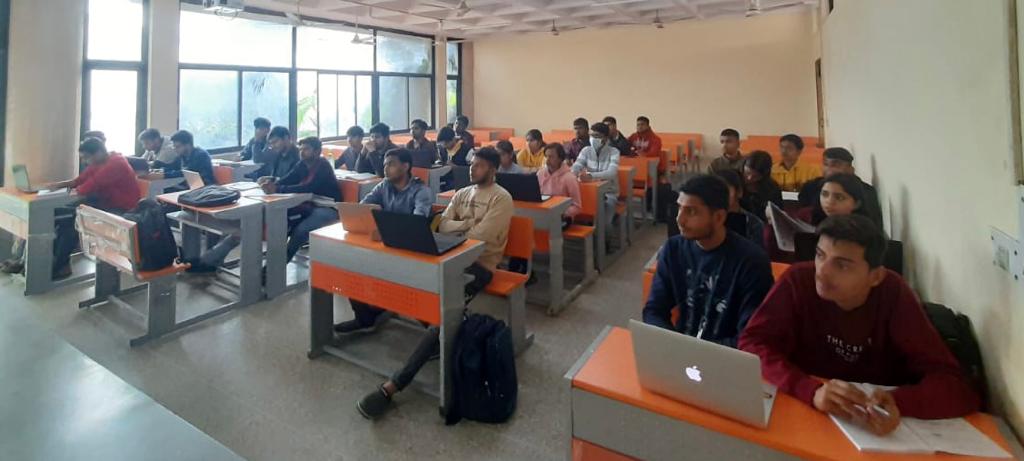 OfficialGCET's tweet image. #galgotias #gcet #handsoncoding
"In order to be irreplaceable, one must always be different." To keep the students at par with growing technology at GCET we offer Hands-on Coding and DSA during special sessions.