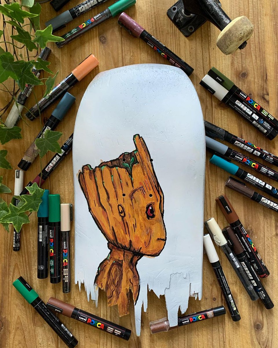 poscauk's tweet photo. I am Groot! This awesome skateboard custom from @mow.arts makes use of an array of POSCA markers for your favourite flora colossus.  Who is the best character from Guardians Of The Galaxy?

#POSCAdeck #POSCA #Customize #Skateboard #Marvel #GuardiansOfTheUniverse #Groot https://t.co/vMnN9UpZIo