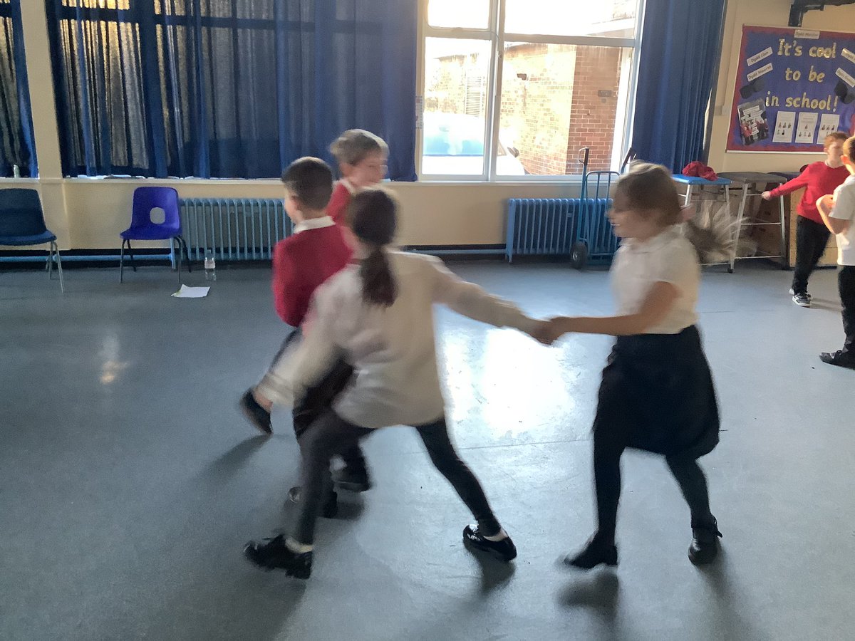 NewInnPrimary's tweet photo. Mr Alston’s Year 5’s showing their creative side by making their own Bollywood dance as part of our One World topic. #creativelearning @EAS_ExpressArts https://t.co/iMgaxZLhl4