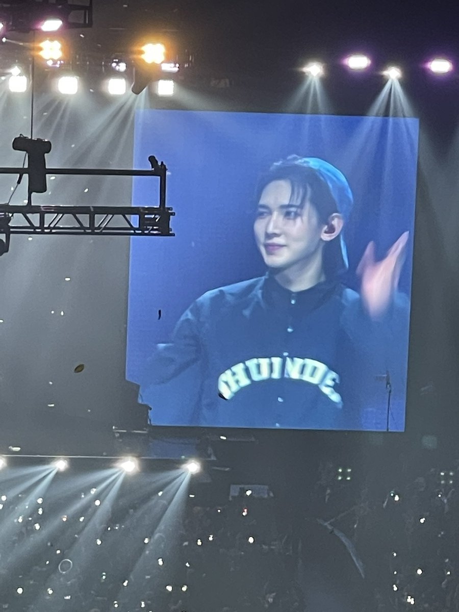 HongJoong0407's tweet photo. They are all so cute and adorable 🧡🫶🏼🧡🫶🏼 and beautiful voice’s too 🧡🫶🏼🧡🫶🏼 @ATEEZofficial #InNewark #Day2 https://t.co/HdVNUWYMHw