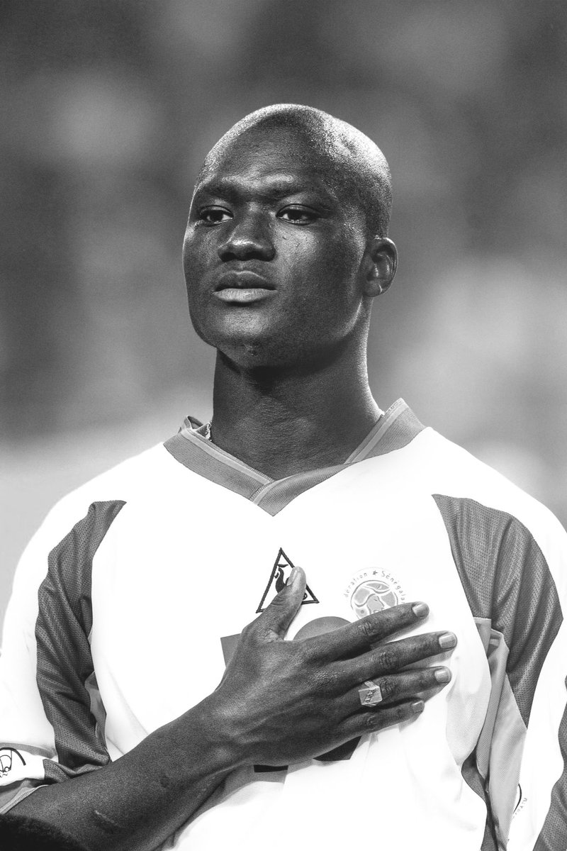 CAF_Online's tweet photo. An icon for Senegal, his legacy will live on forever 🇸🇳

Rest in peace, Papa Bouba Diop. https://t.co/2ddbBJ1JxX