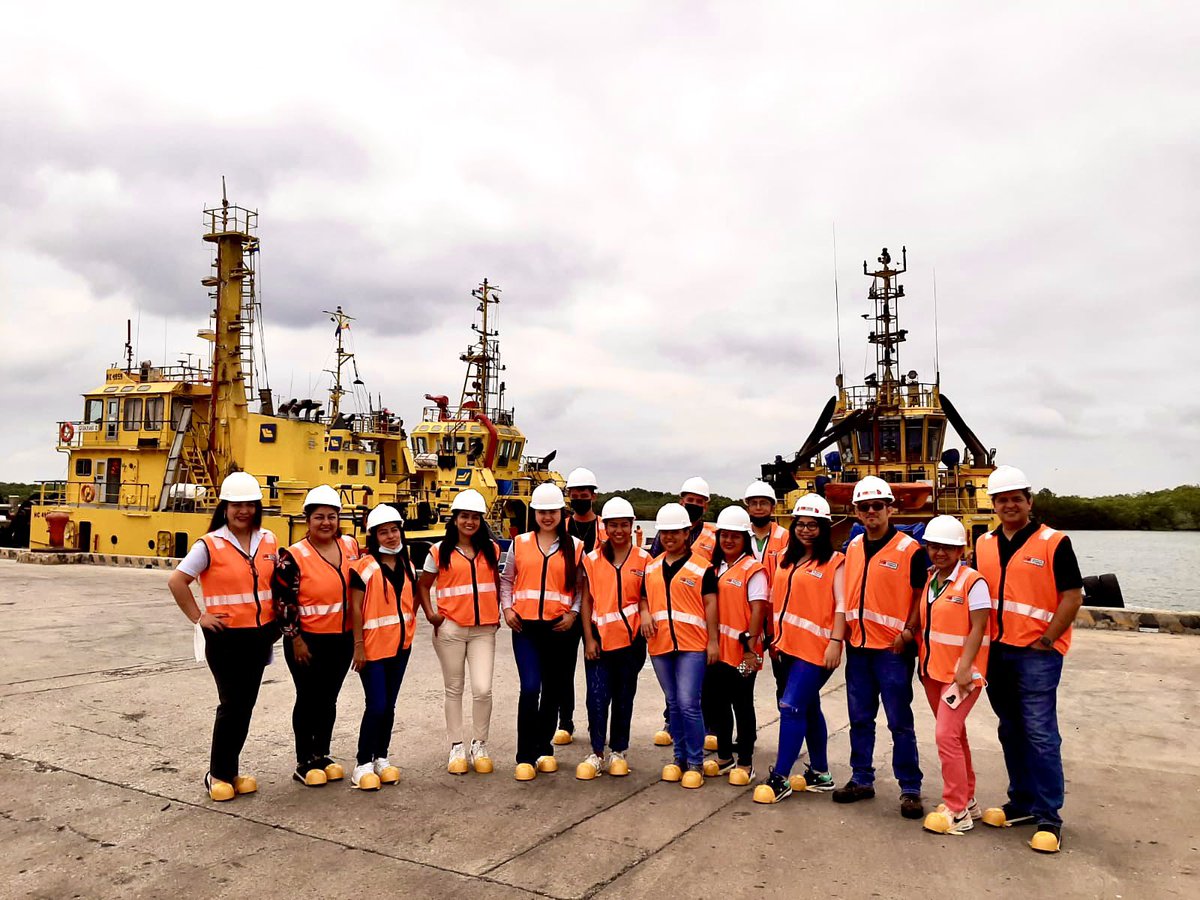TranslatinSA's tweet photo. Visita a Puerto de Guayaquil #contecon #somostranslatin https://t.co/cgmS8xEjuI