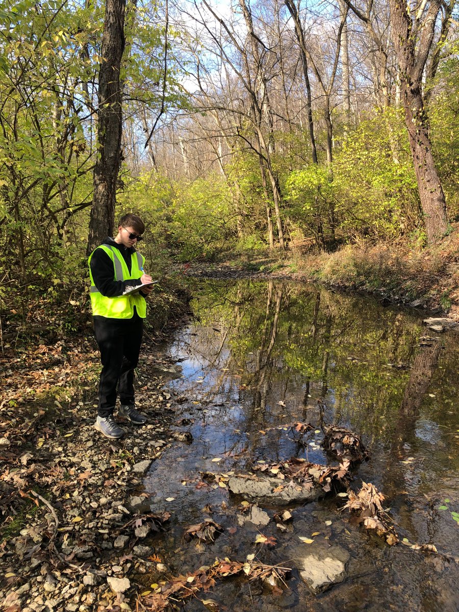 of_centerville's tweet photo. It’s ditch inspection time in the City of Centerville! City staff walks through and inspects every drainageway within the City twice a year to ensure proper drainage and healthy stormwater. Give them a wave if you see them out! https://t.co/7e14j4a3Ns