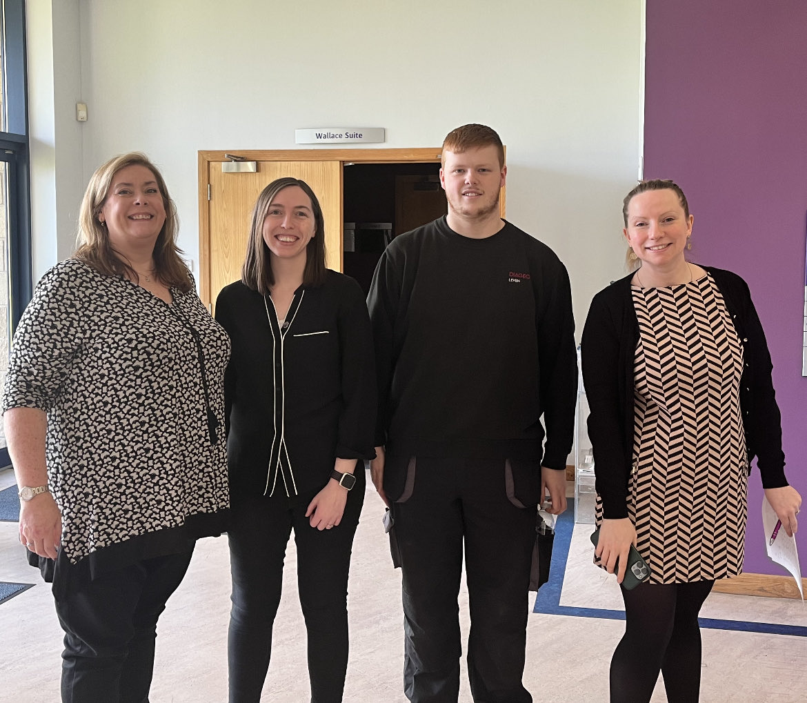 #alumni awesomeness ⁦<a href="/CareerReadyUK/">Career Ready</a>⁩ alumni Hollie ⁦<a href="/JC_Accountants/">Johnston Carmichael</a>⁩ and Kye ⁦<a href="/DiageoGB/">Diageo GB</a>⁩ sharing their experiences and insights at ⁦<a href="/FifeCouncil/">Fife Council</a>⁩ launch today 🥳🚀🚀#mentoringisgo #DYWScot