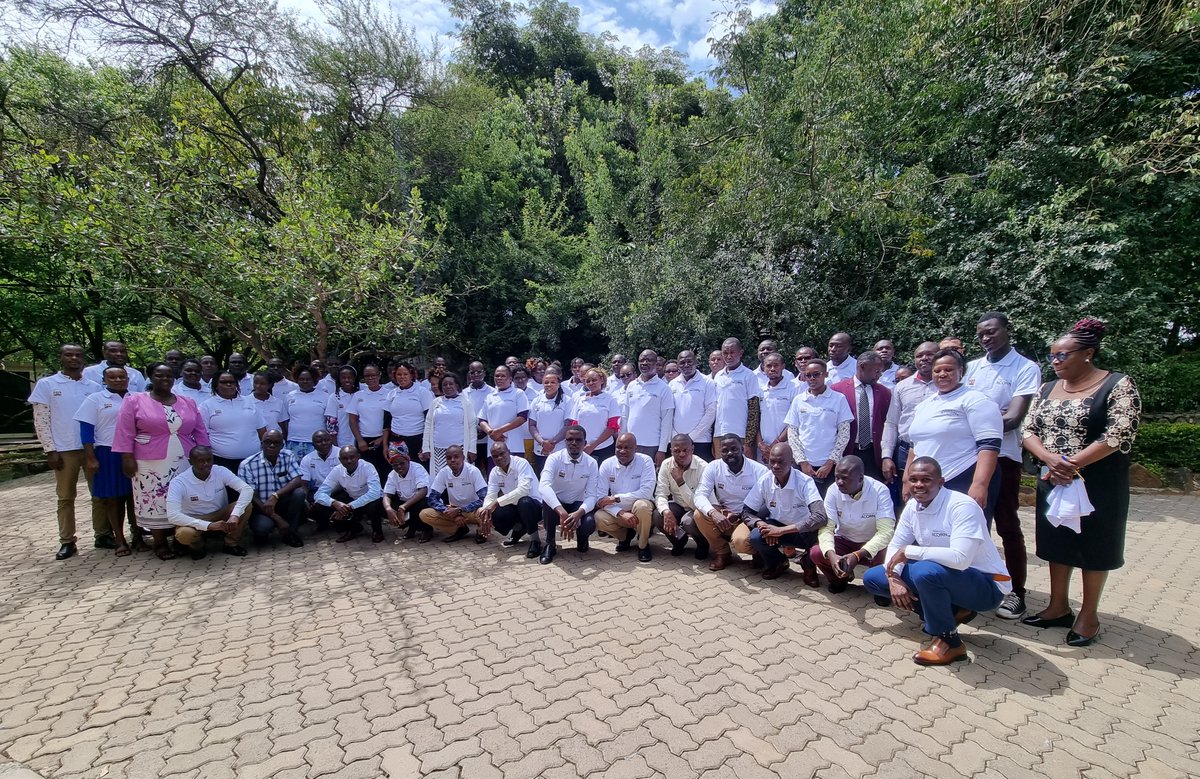 ACORN is having a positive impact on utilisation of diagnositc microbiology services in our Kenyan surveillance sites! Symposia were held at both Kitale and Bungoma as part of #WAAW2022 activities. Great to see the teams in action: