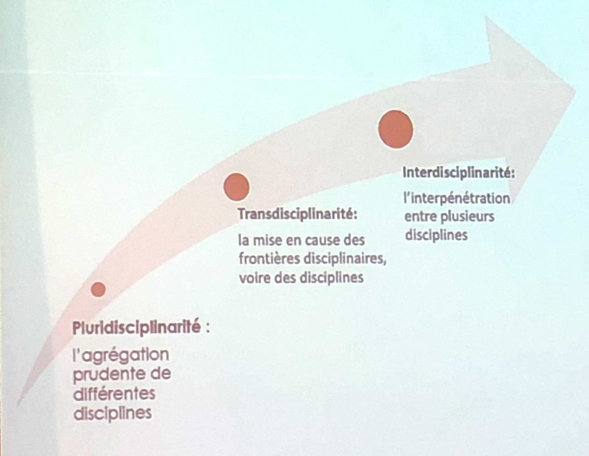 Léa Montoro tweet media