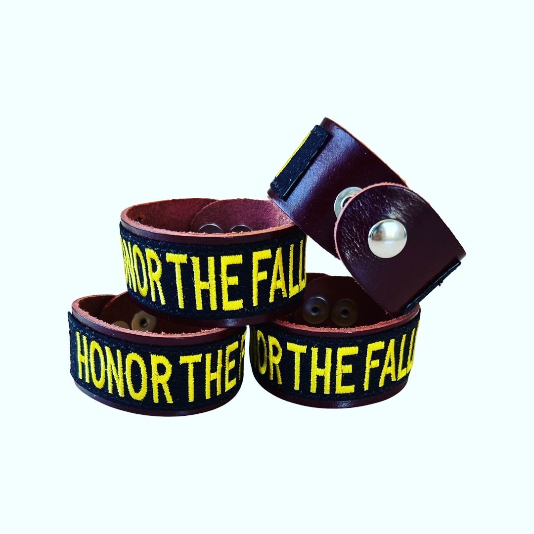 Our Honor The Fallen ValorBANDS not only come with the story of a fallen American hero but a portion goes to <a href="/gsprtx/">Gold Star Parents Retreat</a> and we also send Fallen Hero Memorial ValorBANDS to families of the fallen. 🔗 in bio.  #honorthefallen #wearablegratitude #recycleRefashionRedeploy