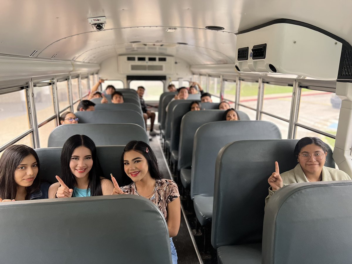 S_Gonzalez956's tweet photo. About to take off to Edinburg for a Vipers Game! Annual Kids Day at Bert Ogden Arena! 🏀@RHHS_Bobcats https://t.co/Ppgp7Lpany
