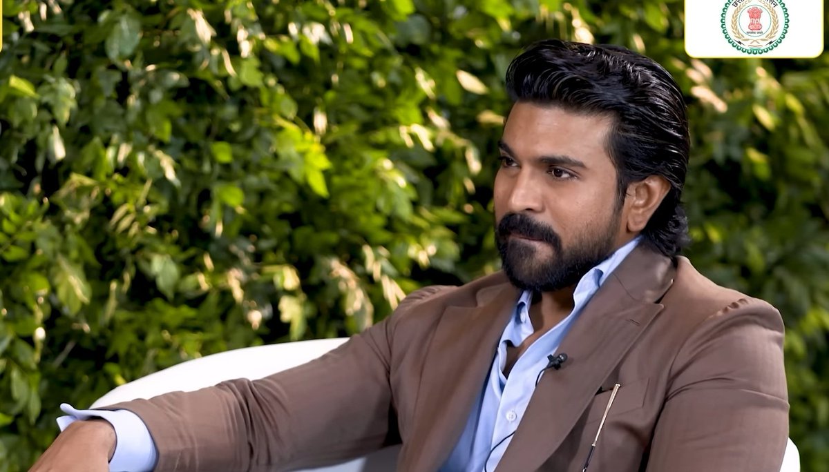 Charan_Universe's tweet photo. #RamCharan snaps from #HTLS2022 Interview! 📸🔥😍 With @monikarawal !!
#ManOfMassesRamCharan
@AlwaysRamCharan https://t.co/MgTHo22ume