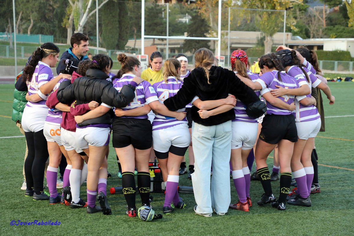 filo_rugby_2019's tweet photo. #FiloJORNADA / AJUSTADOS RESULTADOS ANTE DUROS RIVALES

#FiloFEM se enfrentó a un contundente @CRLiceoFrances, que plantó cara desde el primer minuto, y el sénior masculino lidió con @raclobos, segundos de la liga, asegurando con su victoria el primer puesto. 

#AúpaFilo https://t.co/9pxamuMCNr