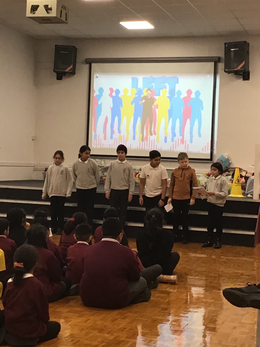 WarleyRoadPri's tweet photo. A fabulous afternoon of poetry recitals from children across school. #talkreadwrite #poetry #spokenword https://t.co/lhQPxC2VkM
