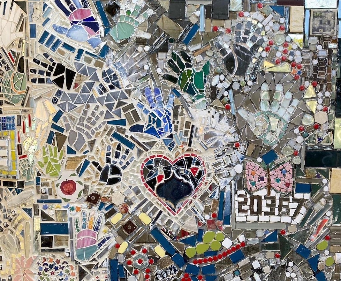 FDConline's tweet image. Support FDC this #GivingTuesday - A day to remind us all that generosity gives everyone the power to make a positive change. - mailchi.mp/a945ce85a24d/g…