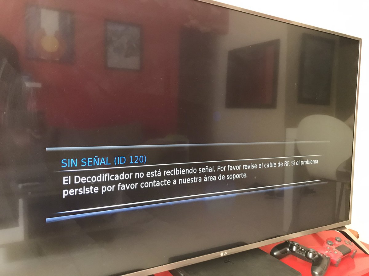 JuaniVaccarezza's tweet photo. Hace una semana que se rompió @TeleCentroAr, ni bien terminó el partido con Arabia. Hablé con 14 personas distintas, y no solo no me lo solucionaron el problema, sino que me dejaron plantado CUATRO VECES (hoy la 4ta). Soy cliente hace 7 años y no les parece haber importado mucho. https://t.co/BtMB2Jhiap