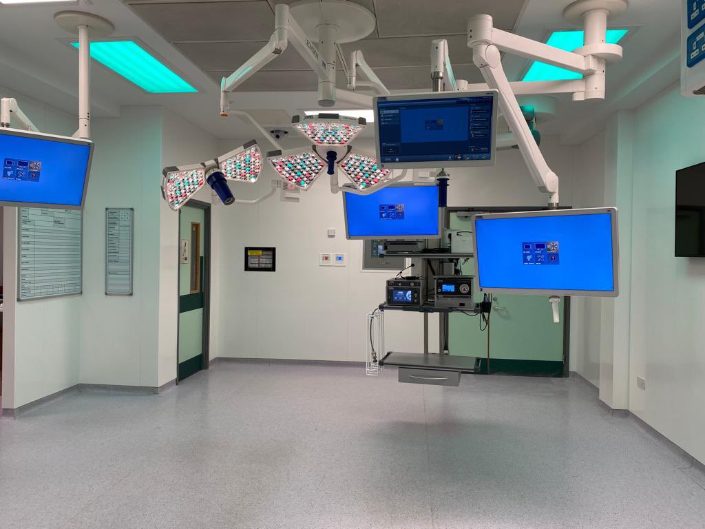 SteppingHillMOT's tweet photo. Very exciting week for us in MOT as our state of the art OR1 is ready to be used. @KARLSTORZUK Providing us the equipment to deliver high quality care to our patients #OR1 #karlstorzuk https://t.co/5pjGditV6k