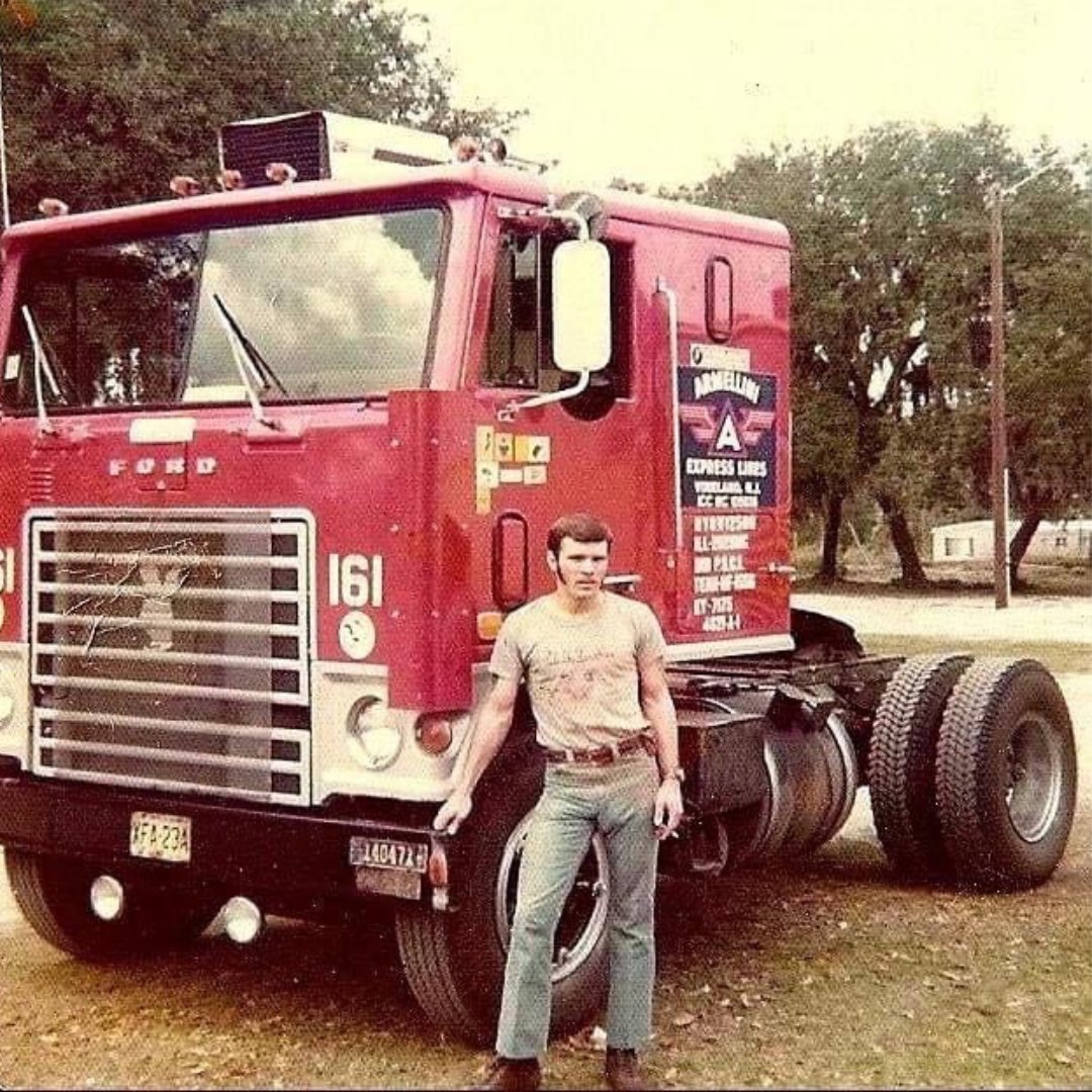 Taking it back on a Tuesday! We were sent this awesome classic photo. Do you know the driver or the year?