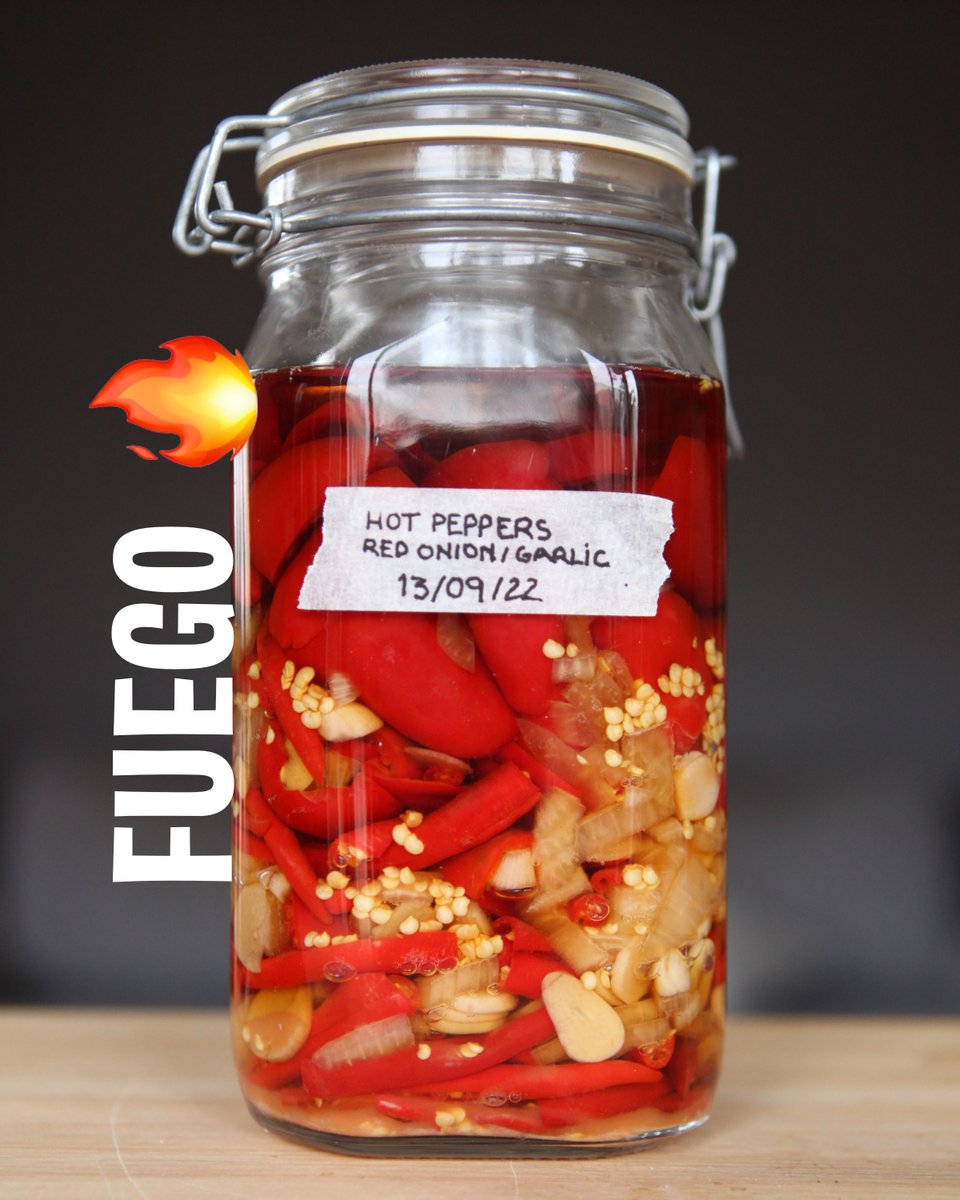 fermentapp's tweet photo. 🌶🔥 We love hot sauces and spicy food. Like, a lot! If you do too and you want to learn how to start making your own hot sauces, fermented salsas, fiery kimchi, jalapeños escabeche or hot giardiniera, subscribe here: https://t.co/eD0ngjLmSn https://t.co/RwLgzdylQT