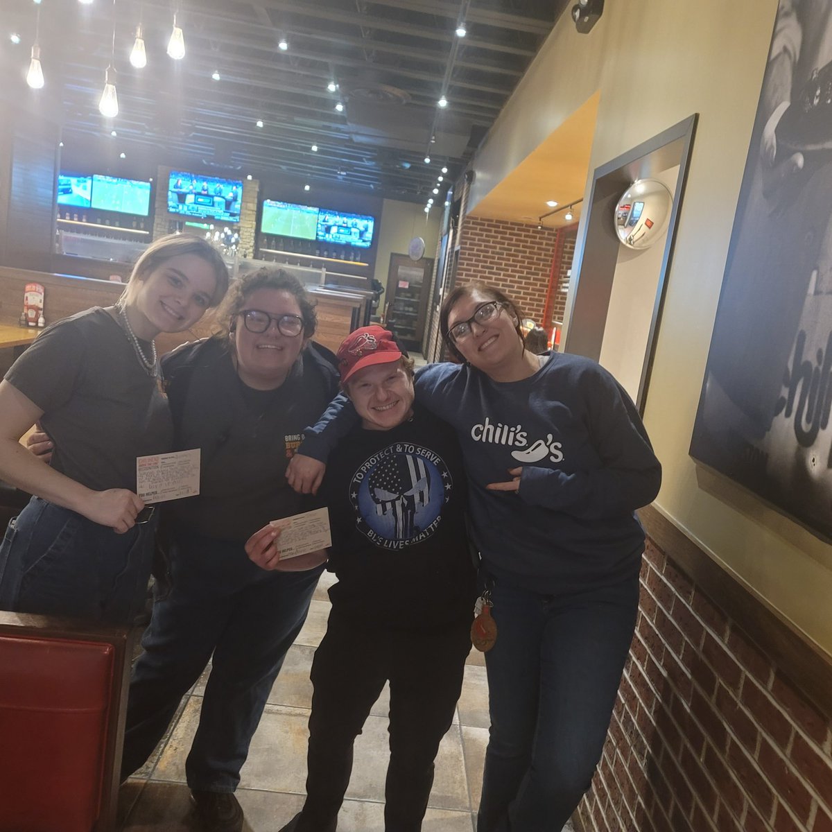 wgourley1577's tweet photo. Isiah &amp; Jiannah - 2 AWESOME TMs and both are joys to work with! Keep on being Above The Line guys ❤️ #OdomATLDrive #ReverseMullet #chilislovetoseeit @StephanieOdom76 @t_laintz18 @Cgravens1 https://t.co/NcrfvjeH3I