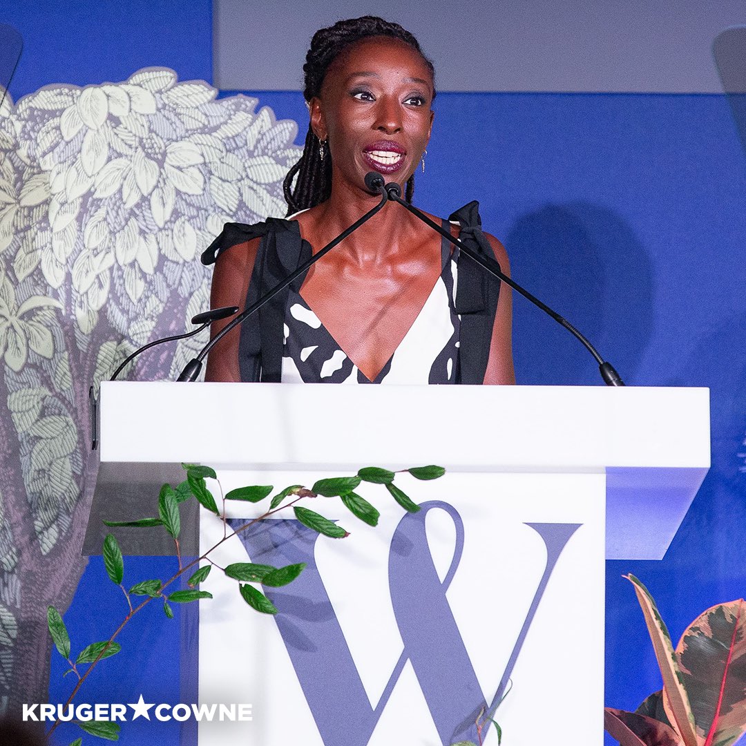 Supermodel, activist and environmentalist Eunice presenting at @walpole_uk Celebrating another year of innovation and entrepreneurship, Eunice had the pleasure of naming the winners of the Walpole British Luxury Awards 2022 at @thedorchester