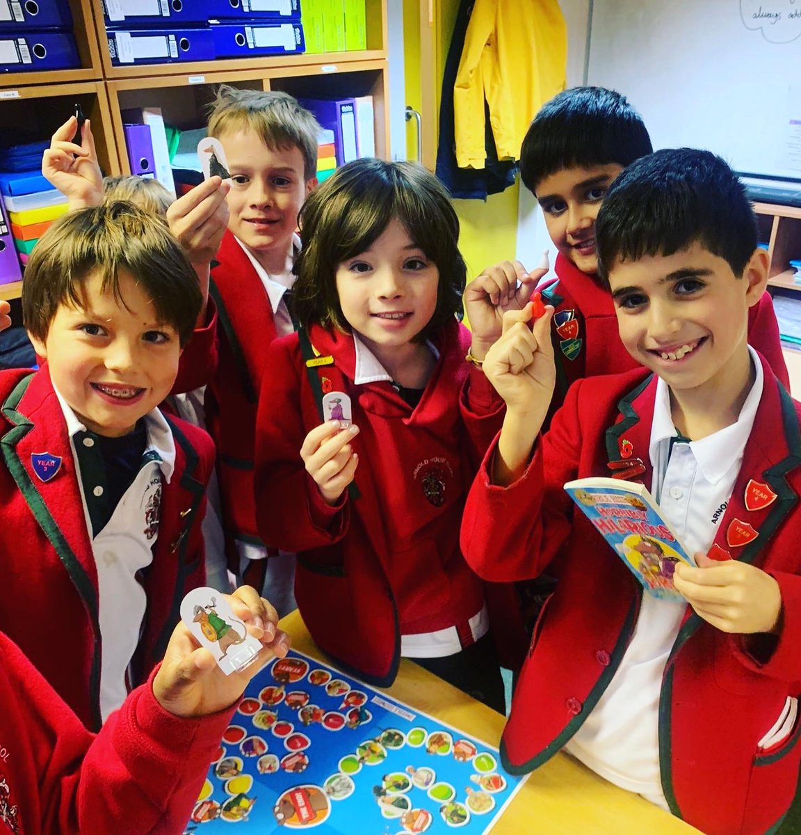 ArnoldHouseSch's tweet photo. Stepping back in time with Horrible Histories Club! #year5club #prepschoolactivities #prepschoollife #arnoldhouseschool https://t.co/bkYWtEEWIN