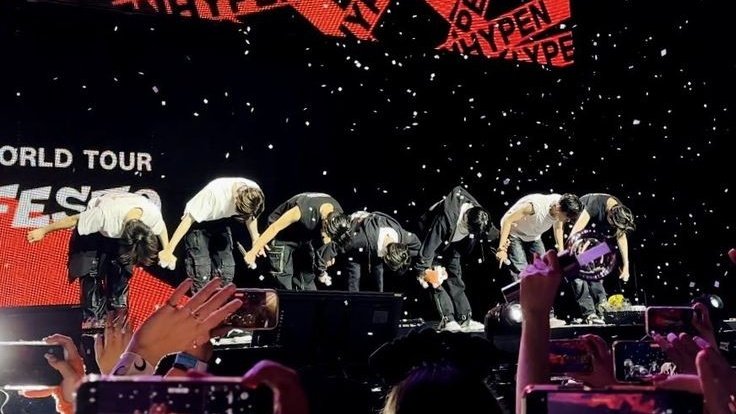 jaeyundoII's tweet photo. happy 2nd anniversary our sevEN, it hasnt been long since you first connected but time sure do flies, 7 amazing individuals come together to be a team that will be remembered, youre very much loved and deserving of all the love and appreciation, thank you for existing, enhypen ♡ https://t.co/QHLVFm38zA