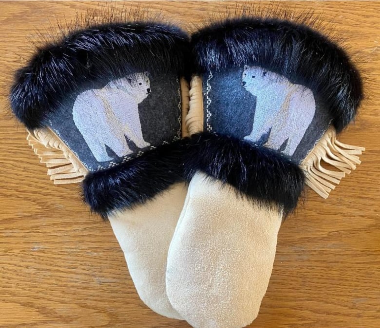 CBCIndigenous's tweet image. Ontario creators develop online shopping platform for authentic Indigenous art, wares cbc.ca/news/canada/su…